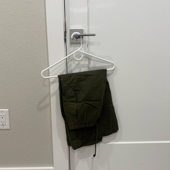 Aritzia TNA Troop Cargo Midi Skirt – Army Olive Green (Size M) - Picture 10 of 14